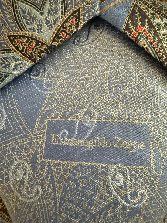 Classic Ermenegildo Zegna Blue Floral Medallion Silk Tie - Picture 7 of 8